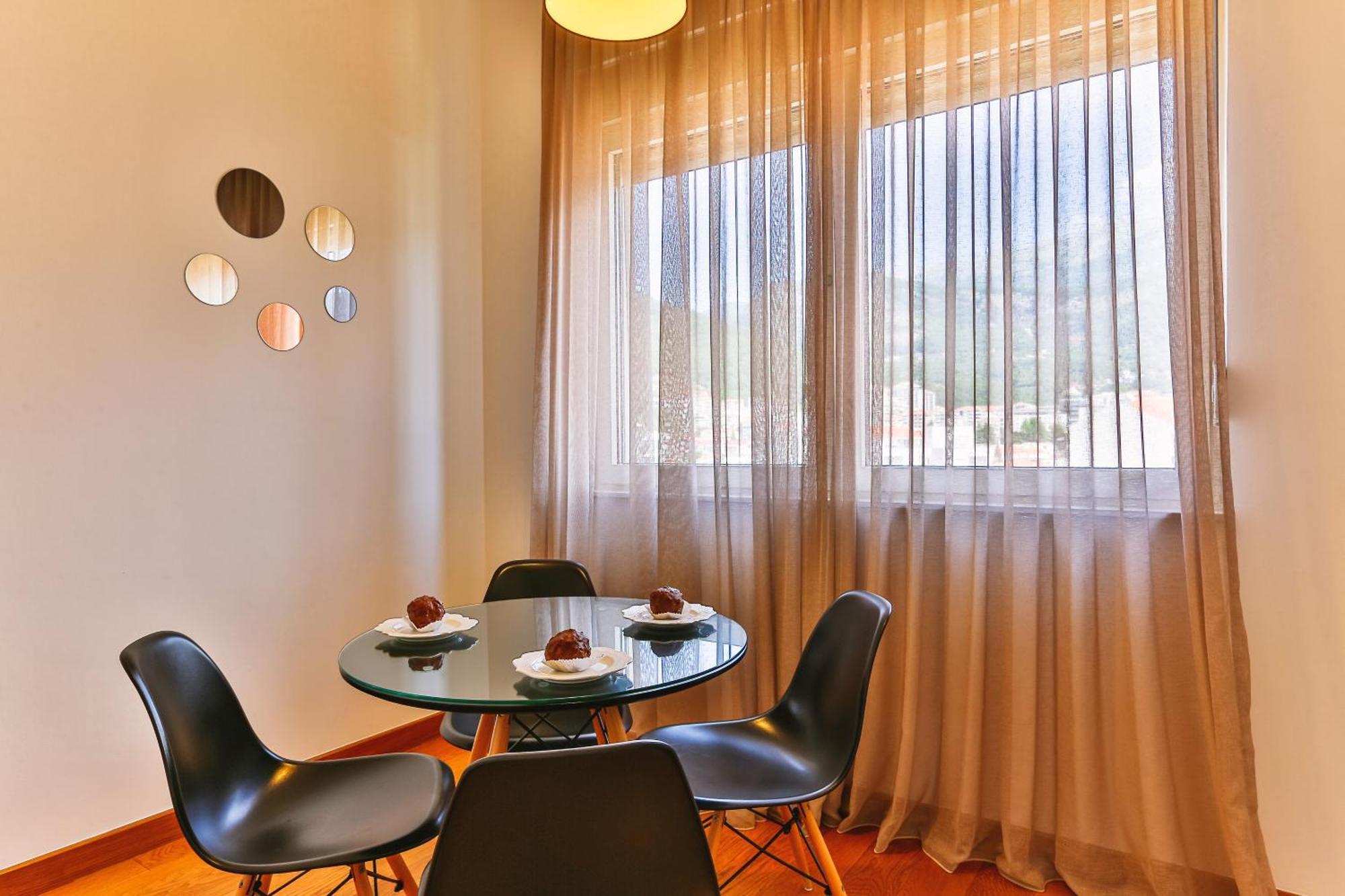 Montesun Apartments بودفا الغرفة الصورة