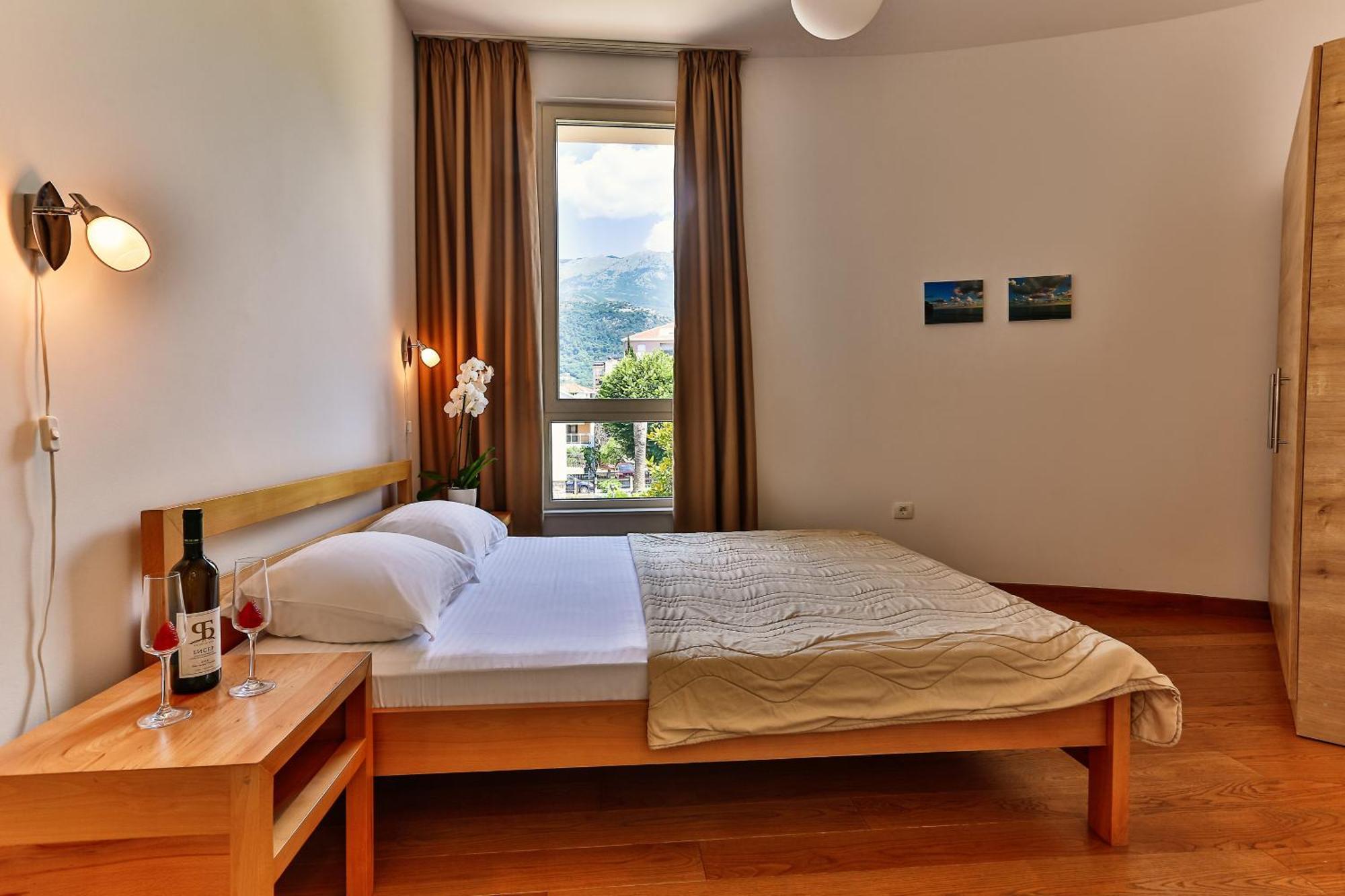 Montesun Apartments بودفا الغرفة الصورة
