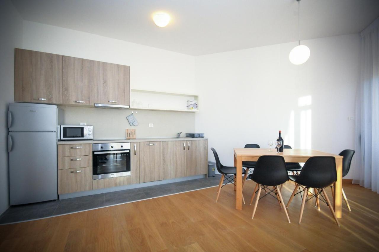 Montesun Apartments بودفا المظهر الخارجي الصورة